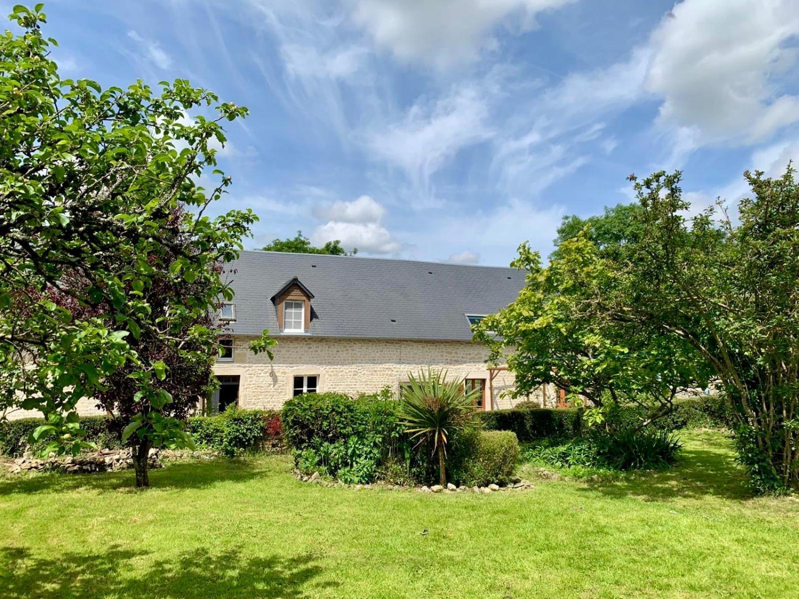 Chambre De Rose - Le Refuge Des Parachutistes - En Bordure Du Marais Neuville-au-Plain Exteriör bild